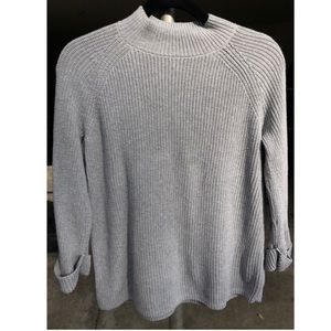 Grey GAP sweater
